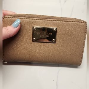 Michael Kors wallet